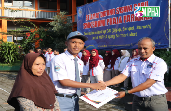 Bangga menjadi siswa berprestasi