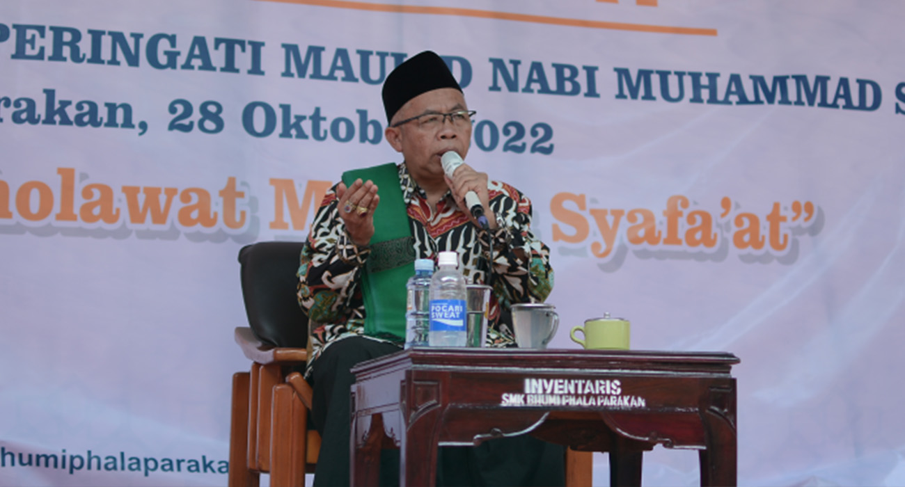 Mipha Bersholawat Untuk Merajut Syafaat